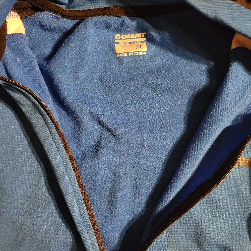 soft shell cycling Jacket. - Picture 3 of 4